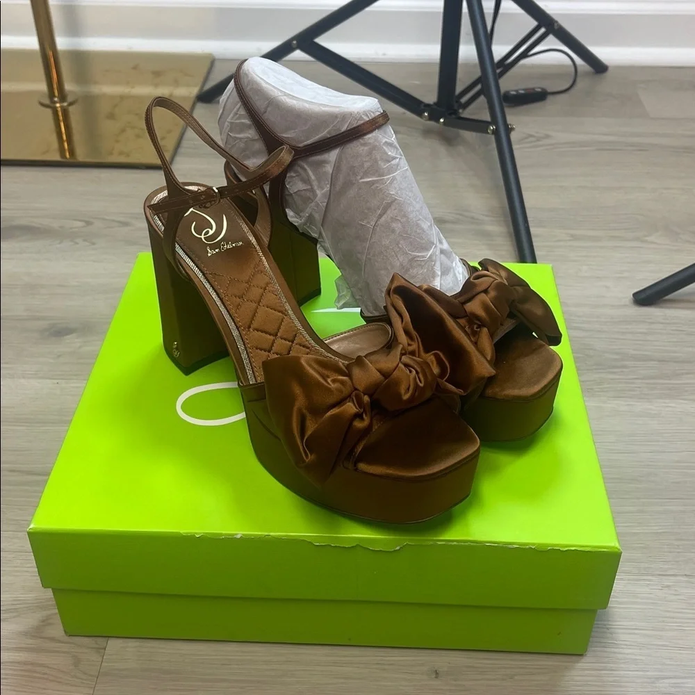 NEW Sam Edelman Julieta Platform Block Heel Sandals in Mocha Camel Satin